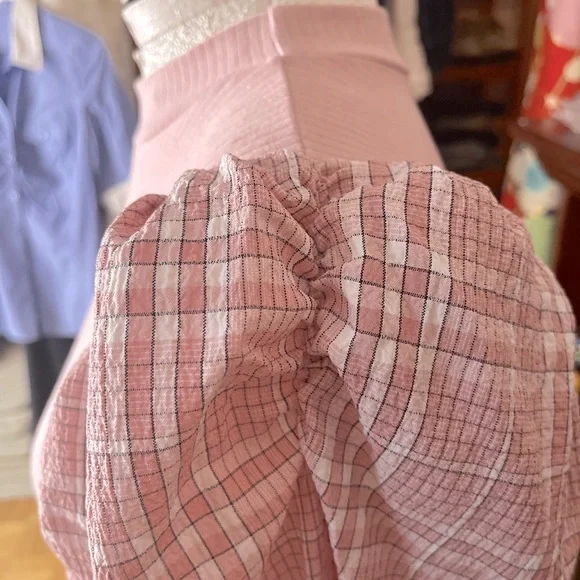 Sweater - Picture 2 of 3